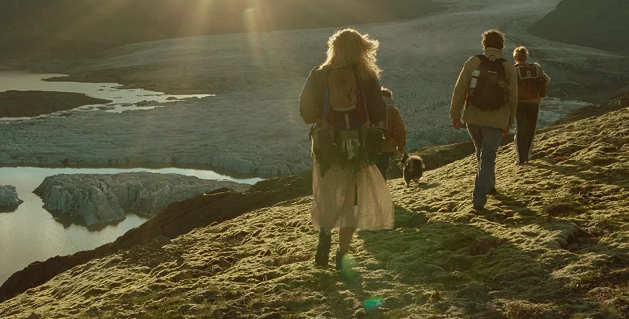 The_Love_That_Remains_Slider.webp The_Love_That_Remains_Slider.webp